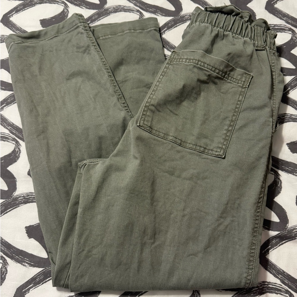 Universal Thread Women's Olive Green Pants